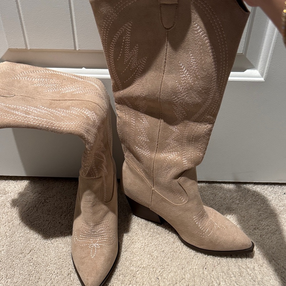 Brand New Women's Apricot Cowboy Boots